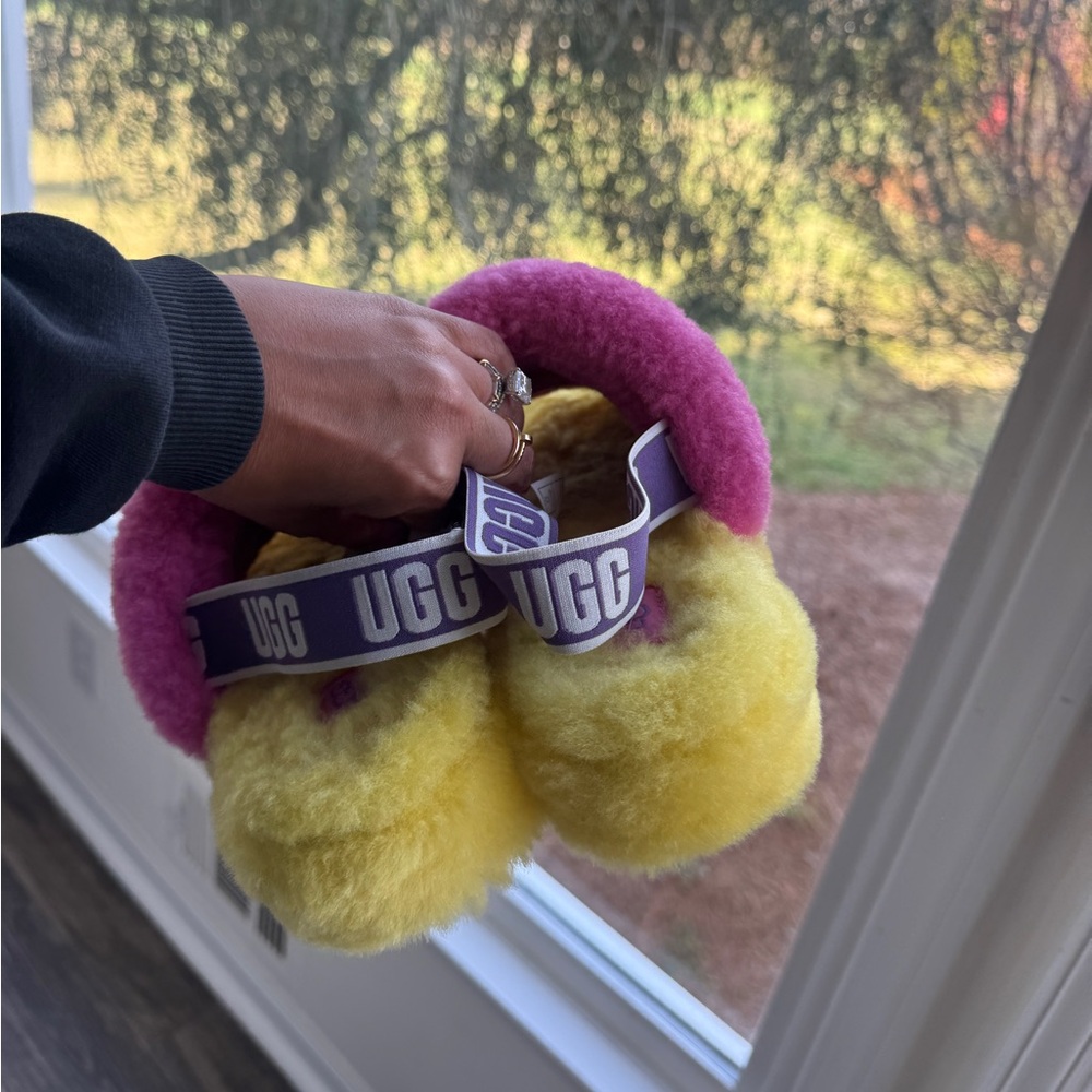 UGG FLUFF YEAH SLIDE PRIDE RAINBOW YELLOW 11 women’s - Picture 6 of 7